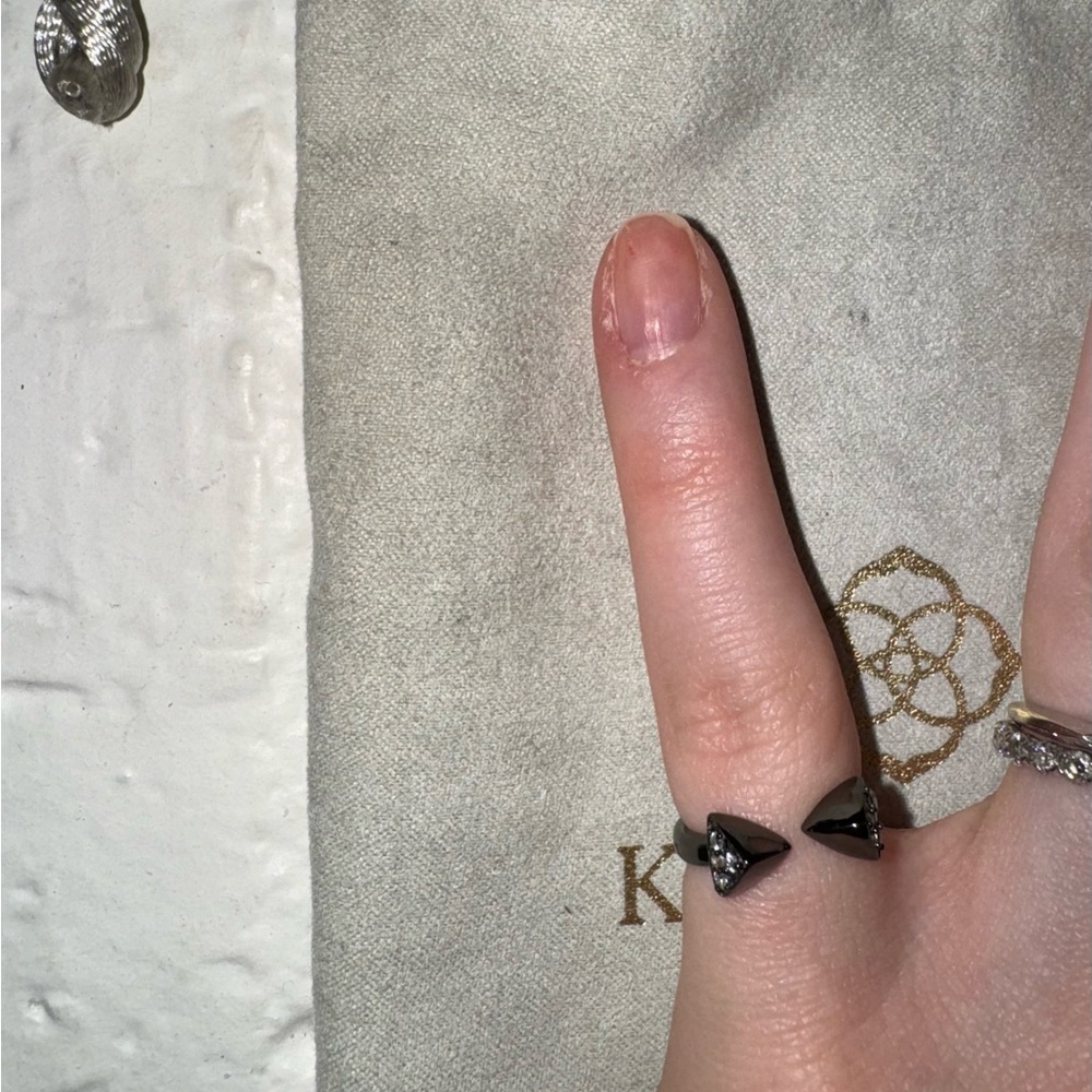 Kendra Scott Black Adjustable Pinky Ring